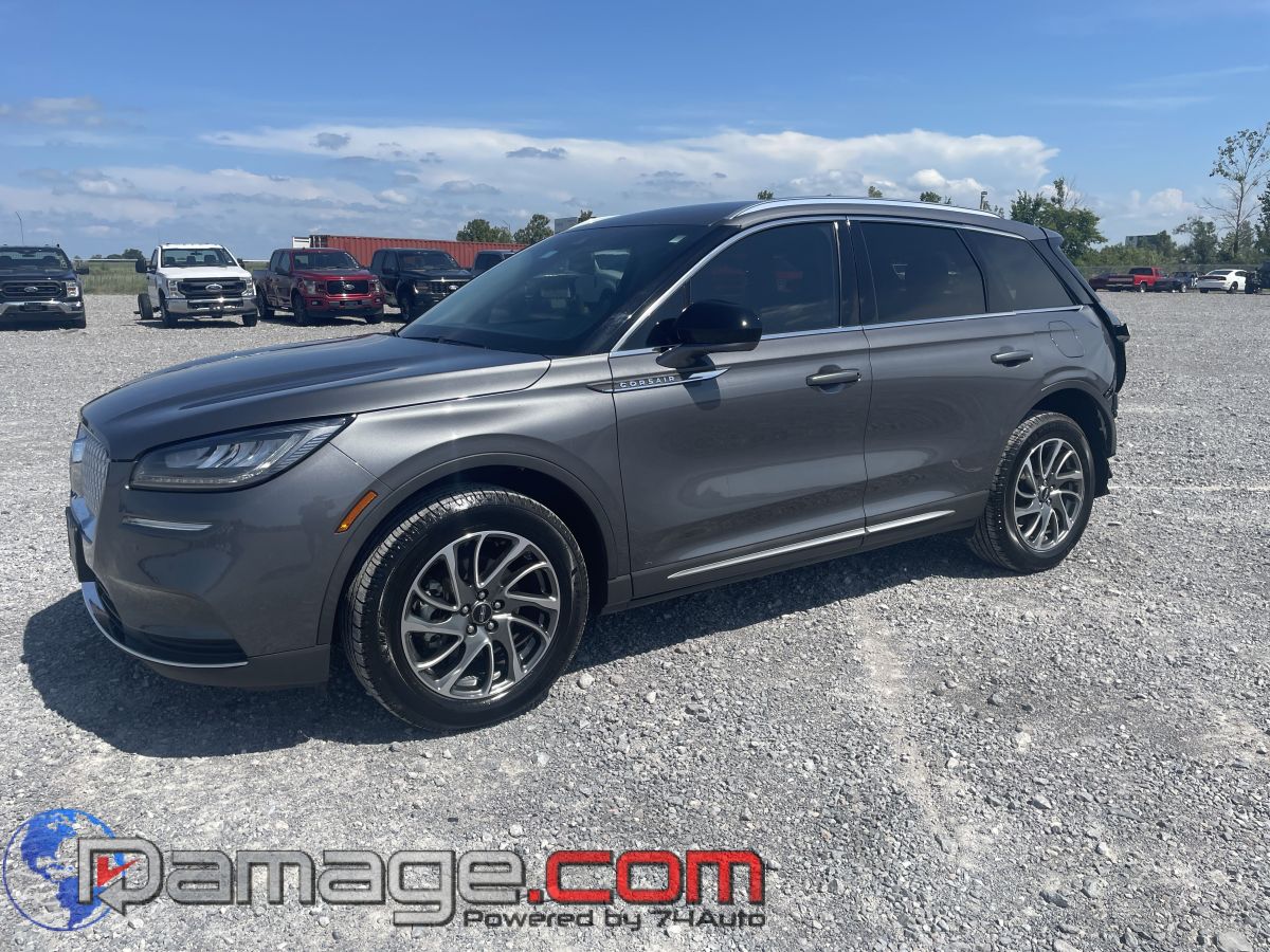 2022 Lincoln Corsair Base's photo