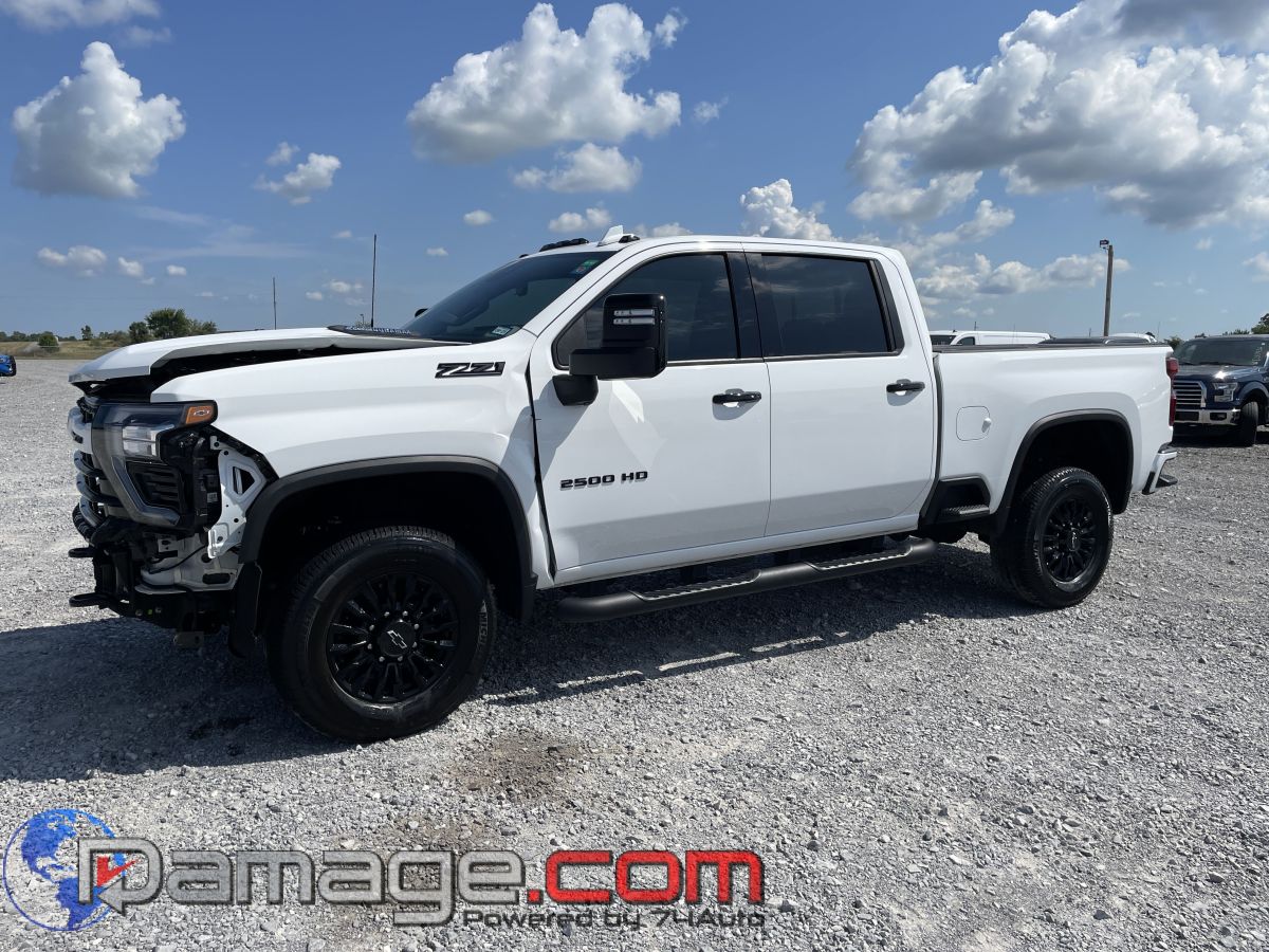 2024 Chevrolet Silverado 2500HD LTZ's photo