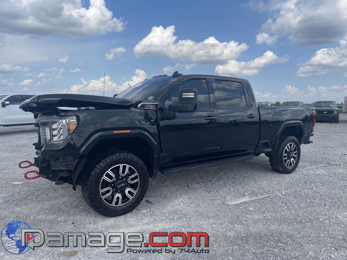 2022 GMC Sierra 2500HD AT4's photo