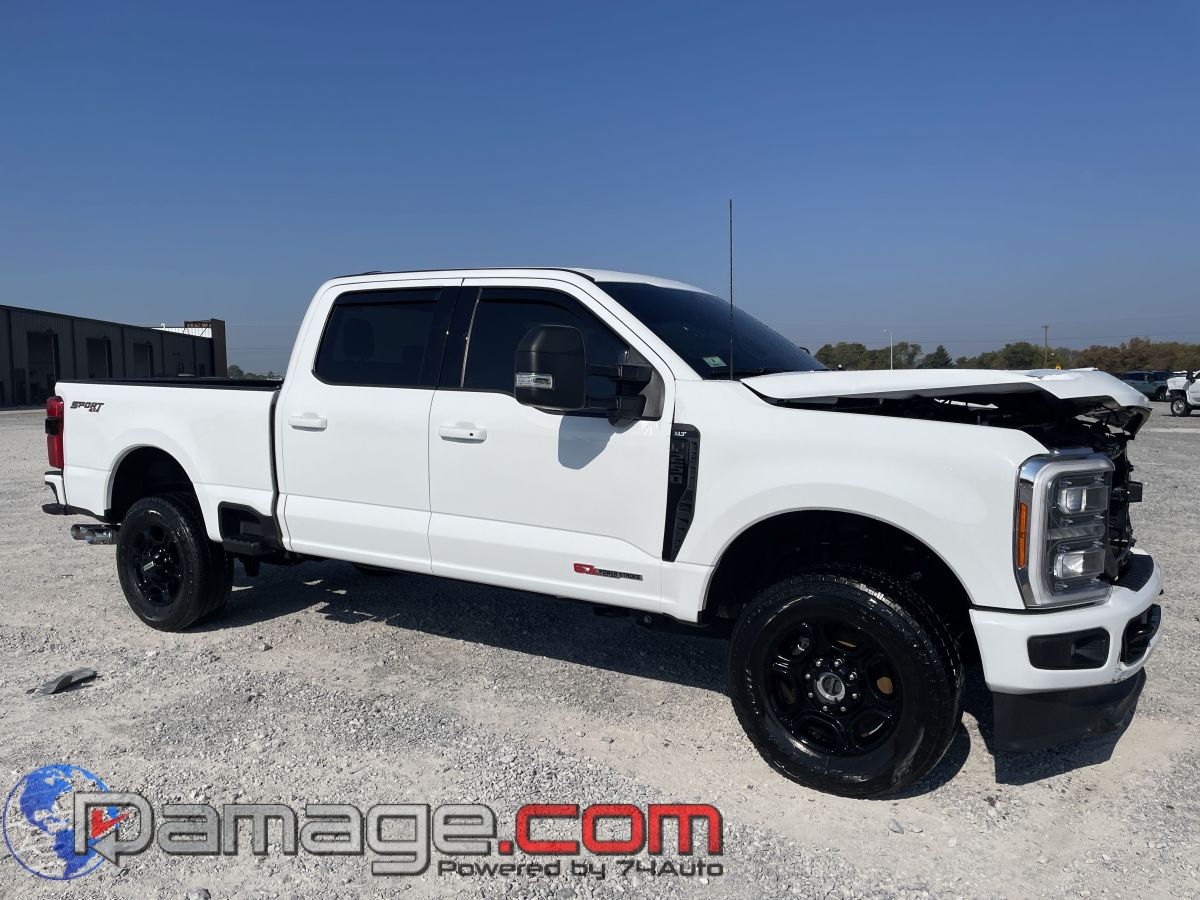 2023 Ford F-250 Super Duty XLT's photo