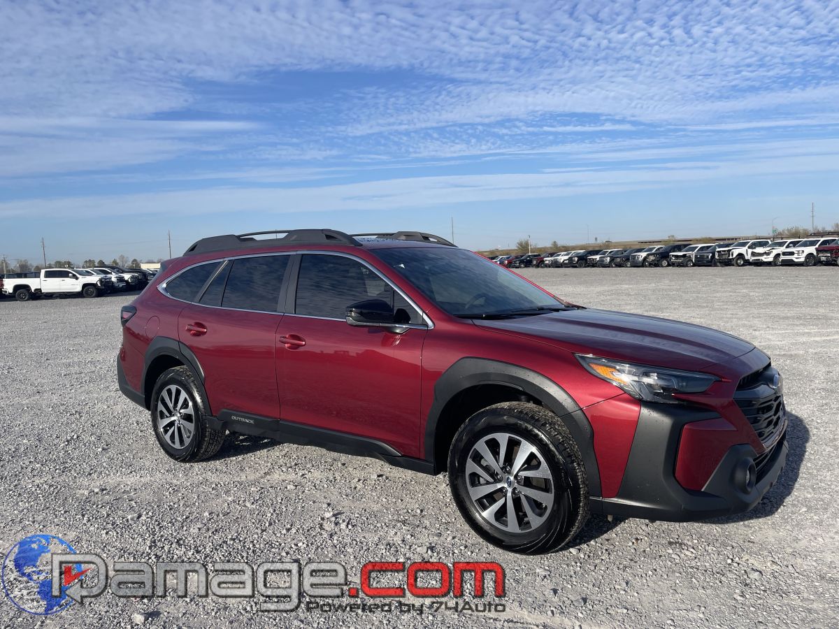 2025 Subaru Outback Premium's photo