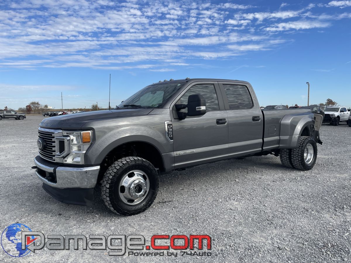 2022 Ford F-350 Super Duty's photo