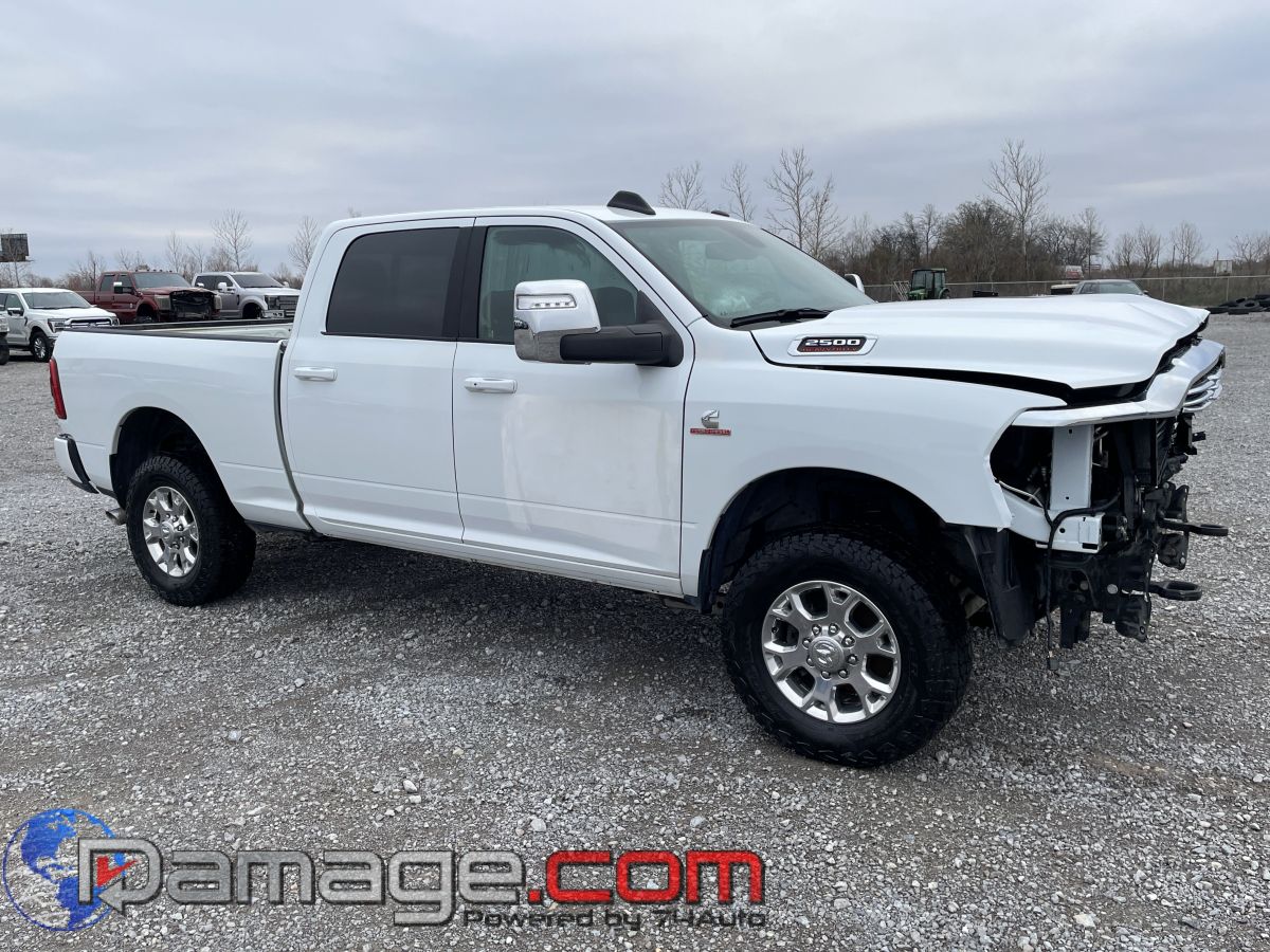 2024 RAM Ram 2500 Pickup Laramie's photo