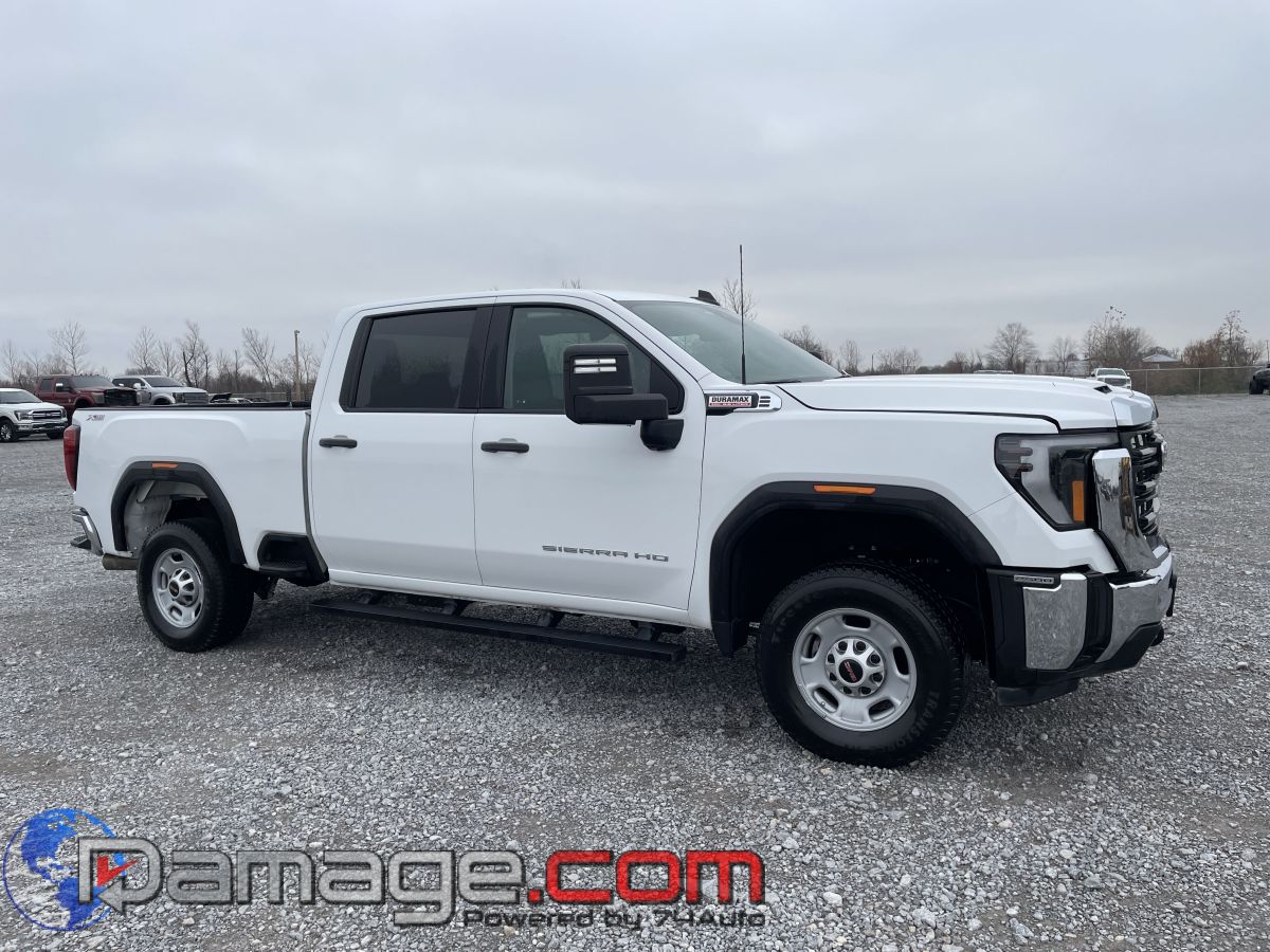 2024 GMC Sierra 2500HD Pro's photo
