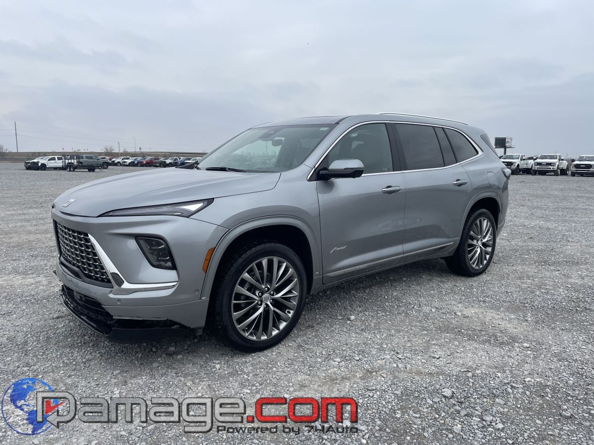 2025 Buick Enclave Avenir's photo