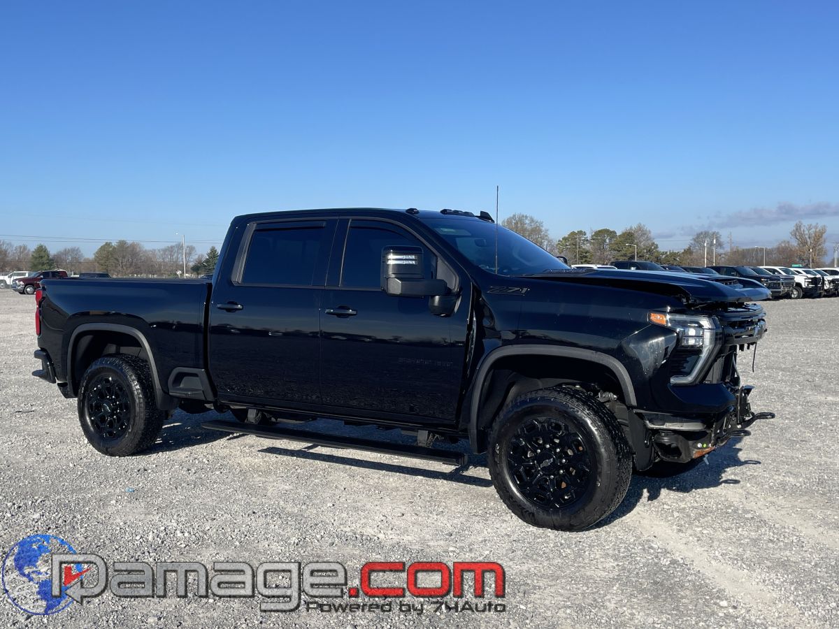 2024 Chevrolet Silverado 3500HD LTZ's photo