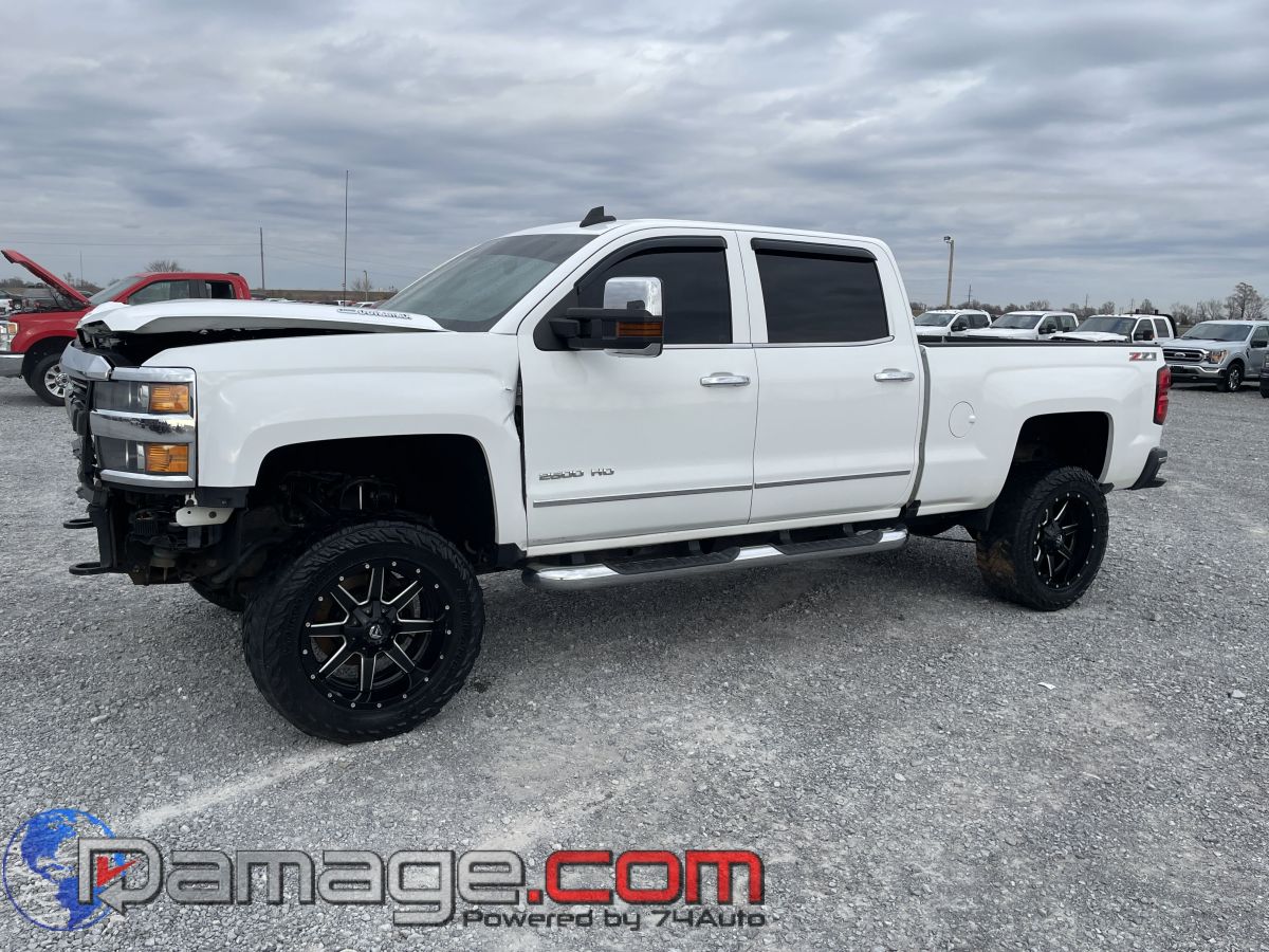 2016 Chevrolet Silverado 2500HD LTZ's photo
