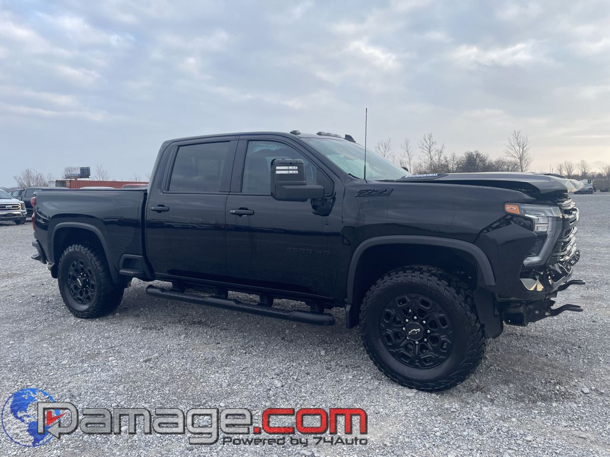 2024 Chevrolet Silverado 2500HD LT's photo