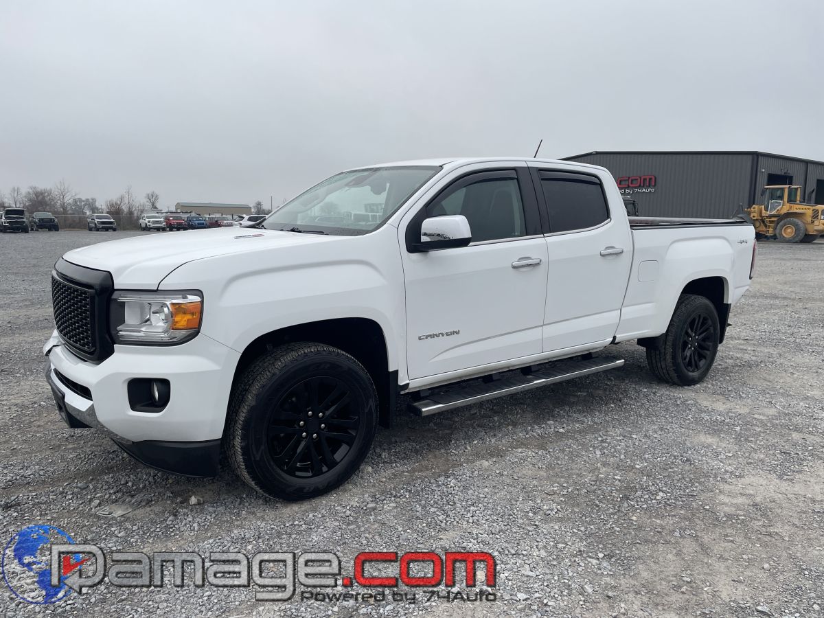 2016 GMC Canyon SLT's photo