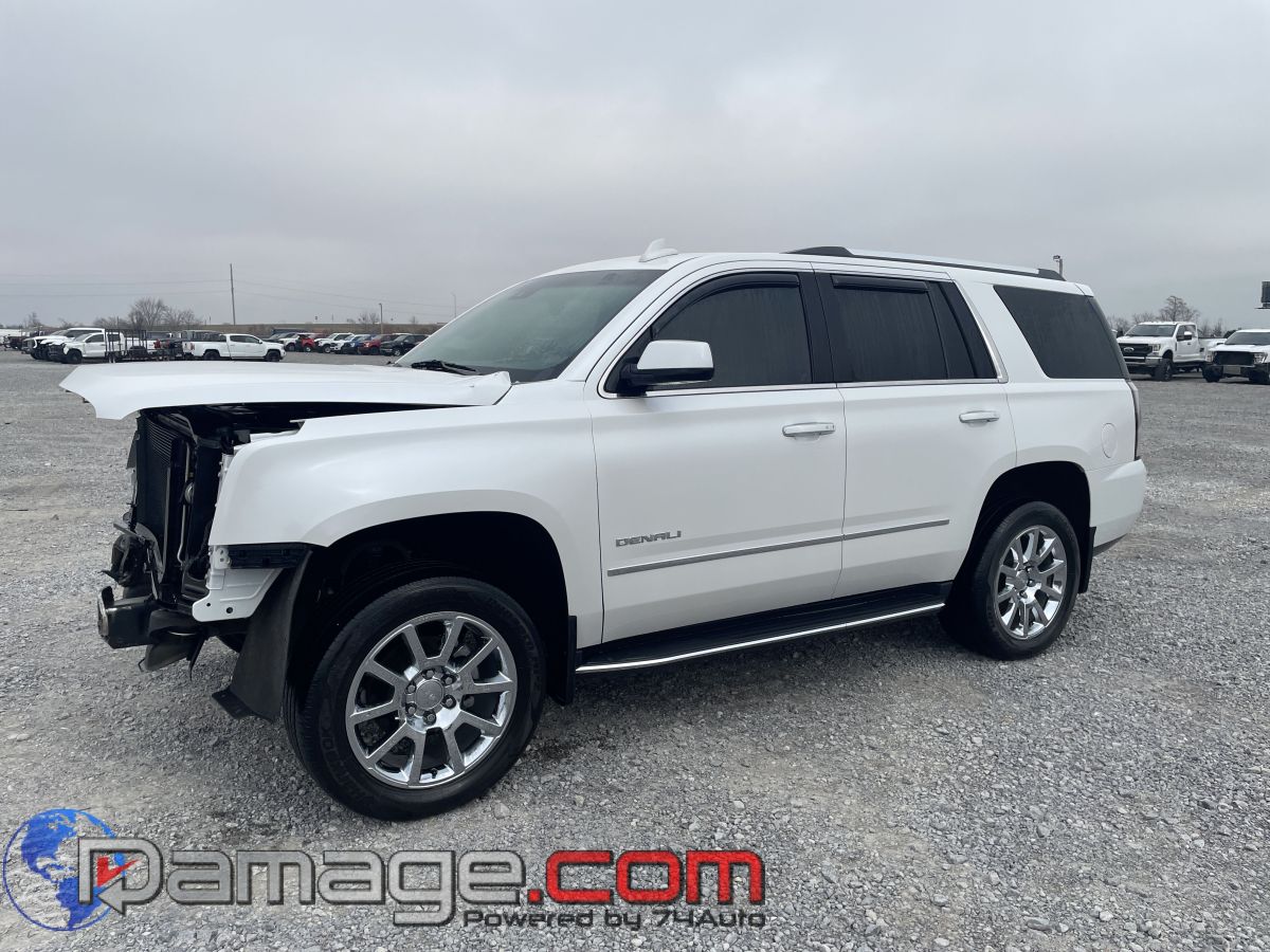 2016 GMC Yukon Denali's photo