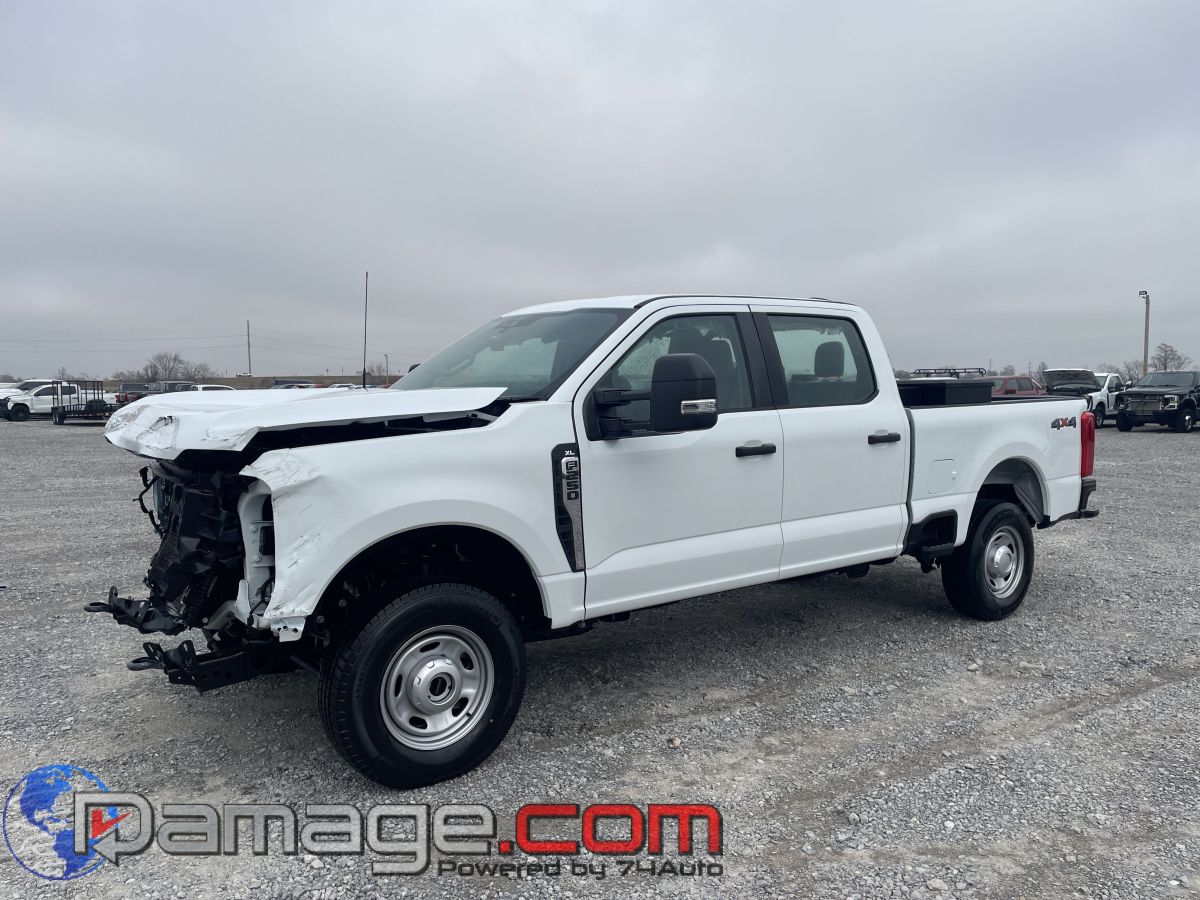 2026 Ford F-250 Super Duty XL's photo