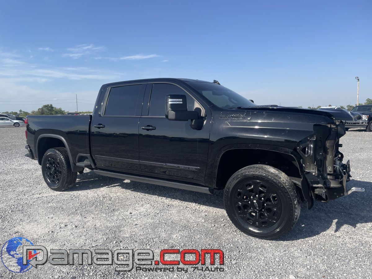 2024 Chevrolet Silverado HD High Country 4WD Crew Cab Standard Box's photo