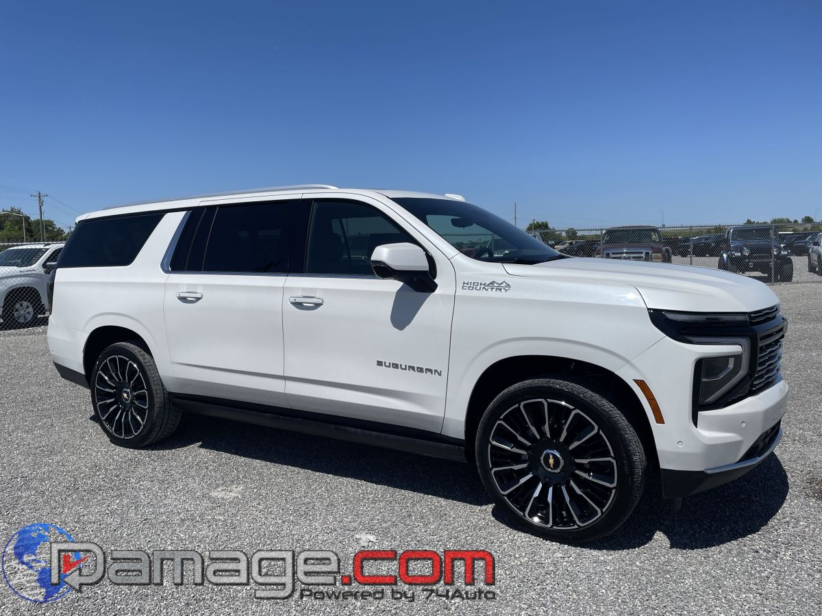 2025 Chevrolet Suburban High Country 4WD's photo