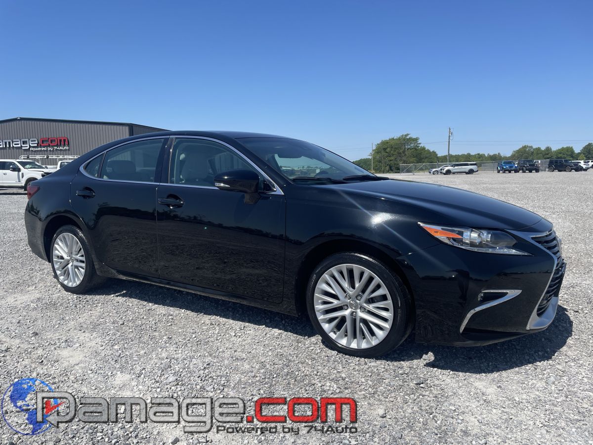 2016 Lexus ES 350 350's photo