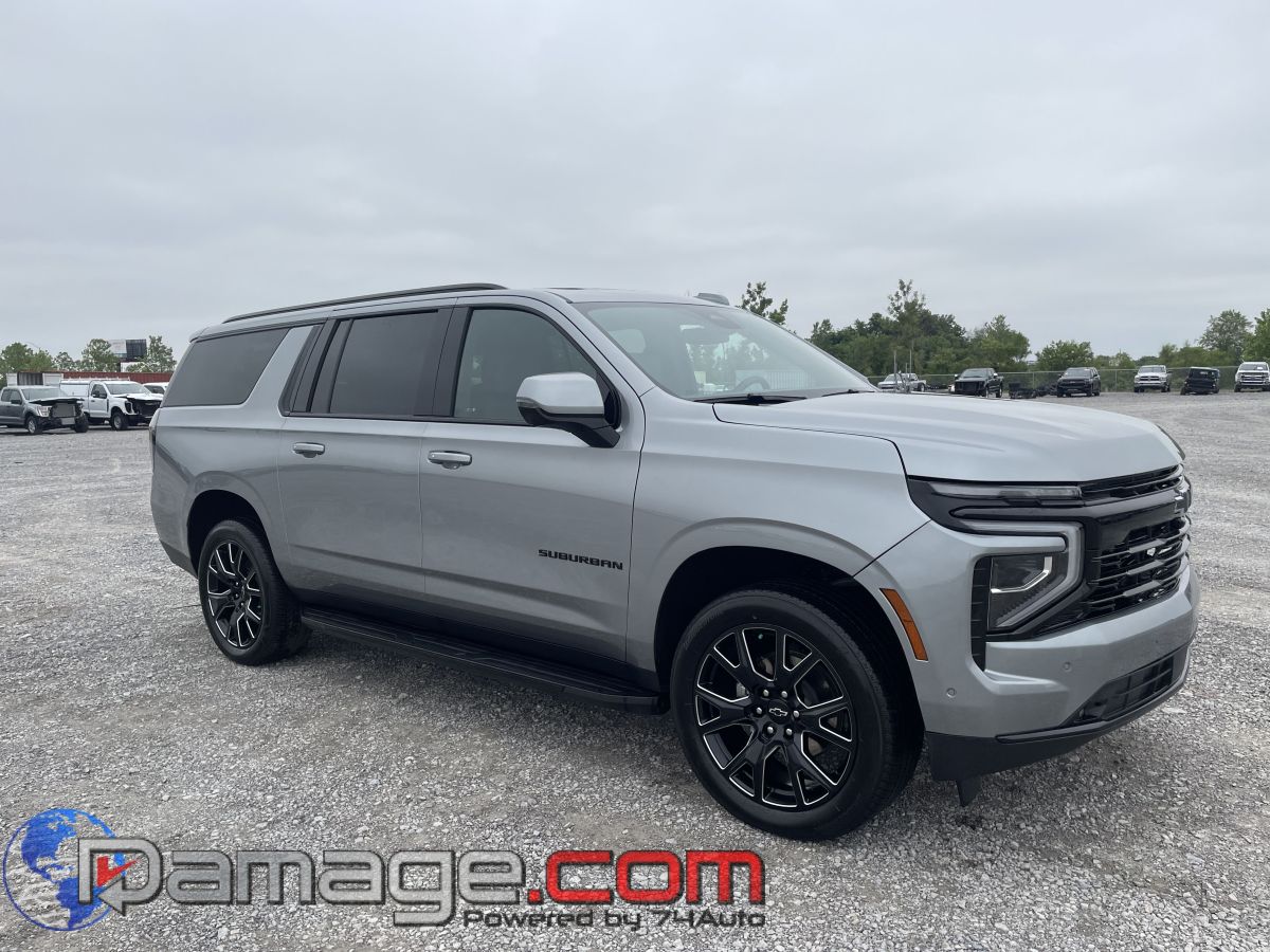 2025 Chevrolet Suburban RST 4WD's photo