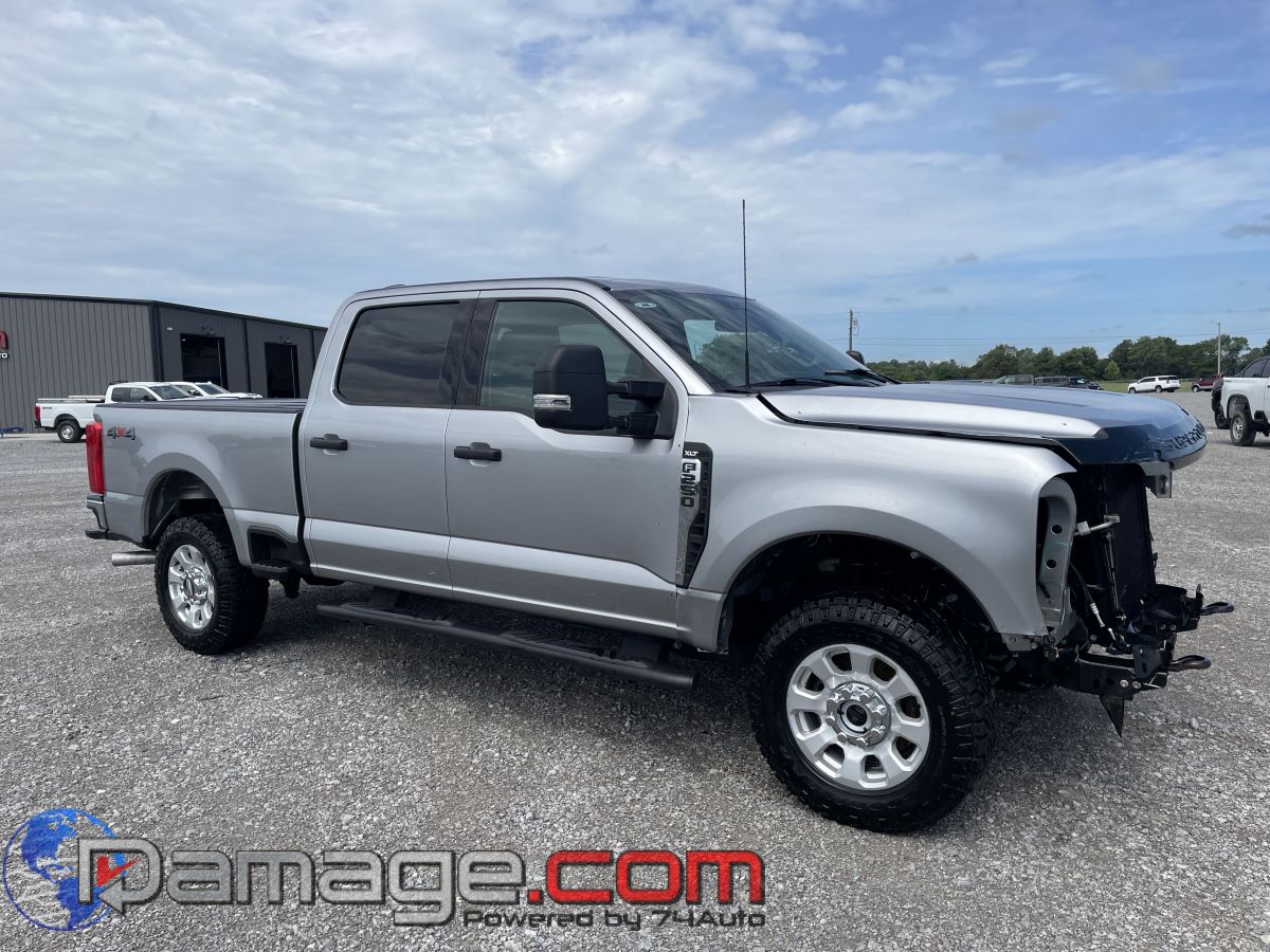 2024 Ford F-250 XL 4x4 Crew Cab 6-3/4' Box's photo