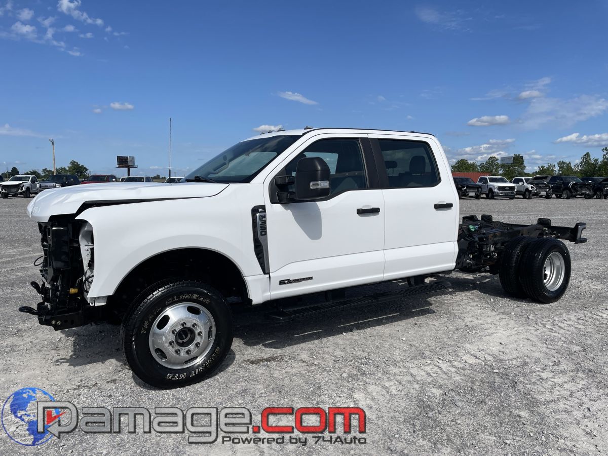 2024 Ford F-350 XL 4x4 Crew Cab 8' Box DRW's photo