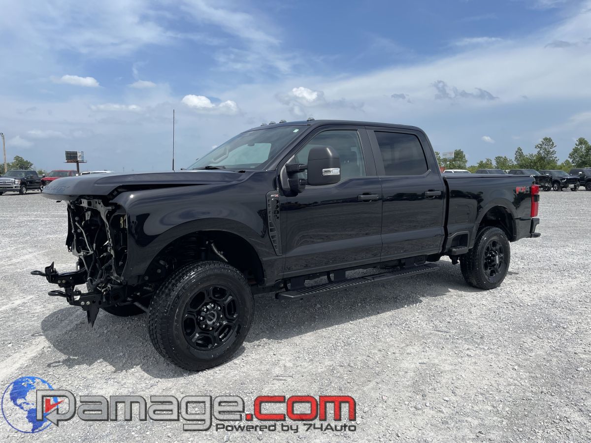 2024 Ford F-250 XL 4x4 Crew Cab 6-3/4' Box's photo