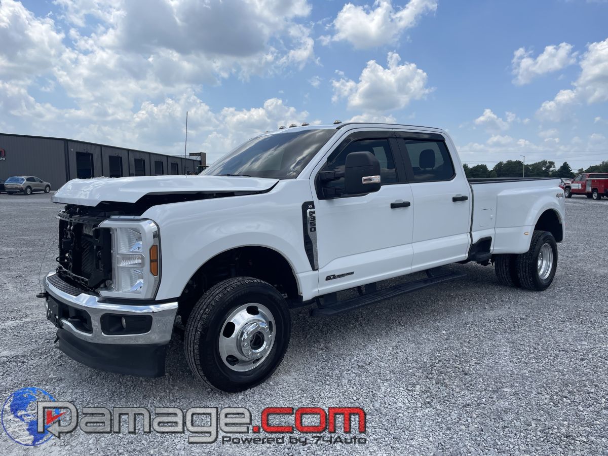 2025 Ford F-350 XL 4x4 Crew Cab 8' Box DRW's photo
